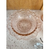Image 3 : vintage pink depression glass bowl in the "Old Colony" pattern, also known as "Lace Edge/open lace