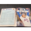 Image 5 : Detroit Red Wings Game Puck and 1987 New York Mets Magazine