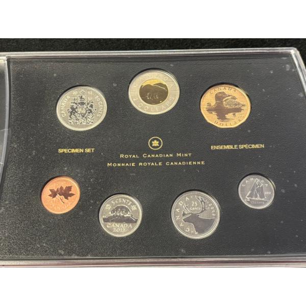 2012 Specimen Set: The Loonie, 25th Anniversary



Details

FEATURES:

Produced By: RCM

Year: 2012
