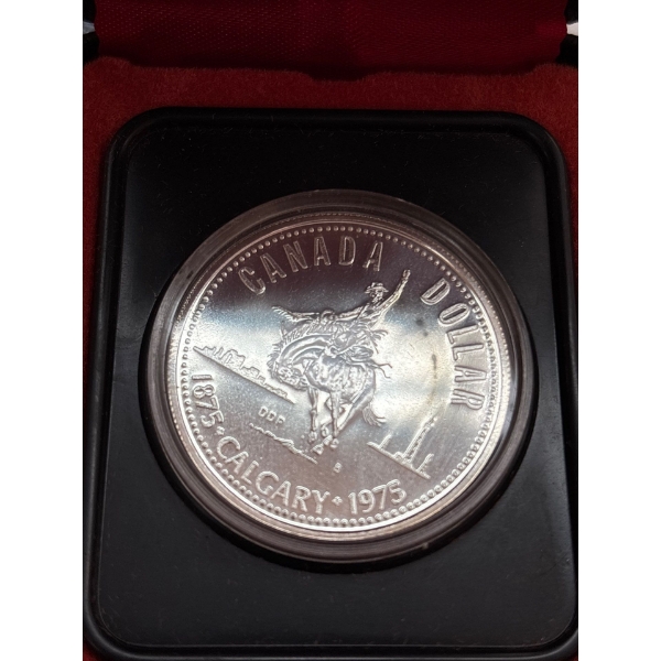 1975 $1 Calgary Centennial - Silver Dollar
TECHNICAL SPECS:
Diameter: 36.07mm
Material: Silver
Finen
