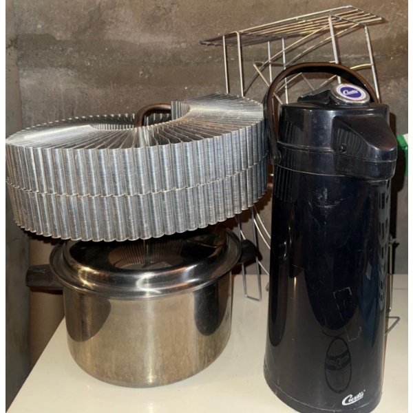 Vintage Water Diffuser & Other Kitchen Items