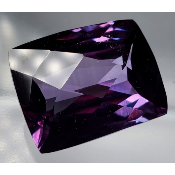 Amethyst (36.8 ct, 21×16×10 mm)