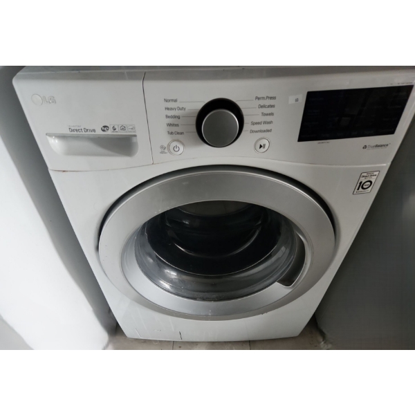 LG True Balance Model WM3500CW Front Loading Washer 27 W, 27 D, 39 T