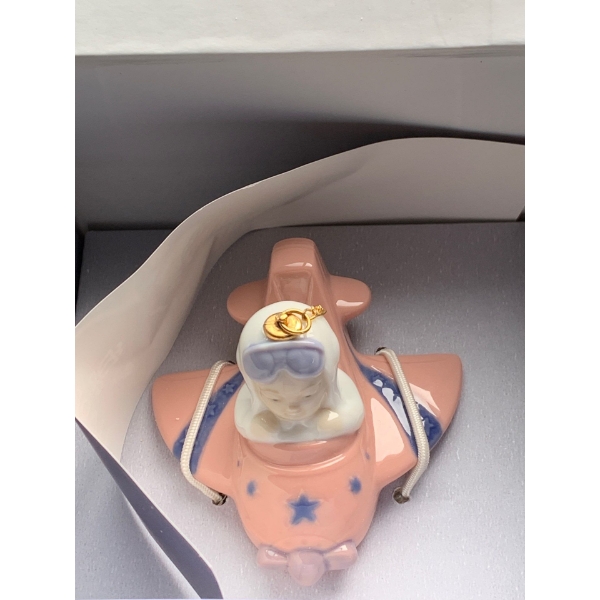 	LLADRO Porcelain 'Little Aviator' Figure - 2.5L