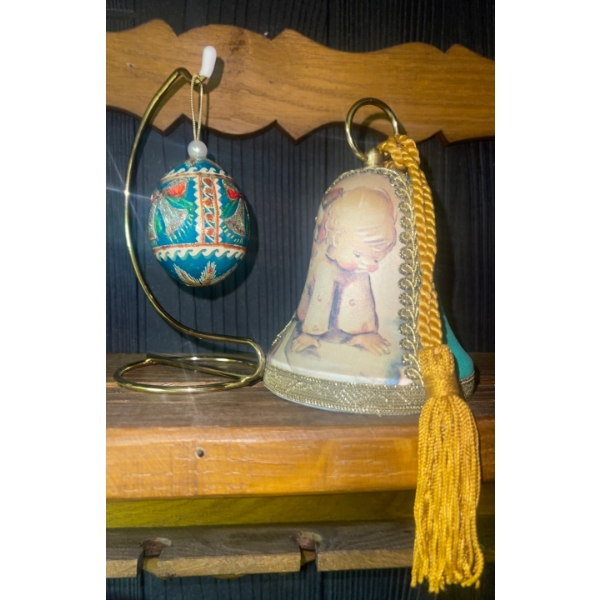 Antique Holiday Novelties Santa Trinket Box Velvet Wind UP Music Box/Bell w/ Hand Painted Egg & More