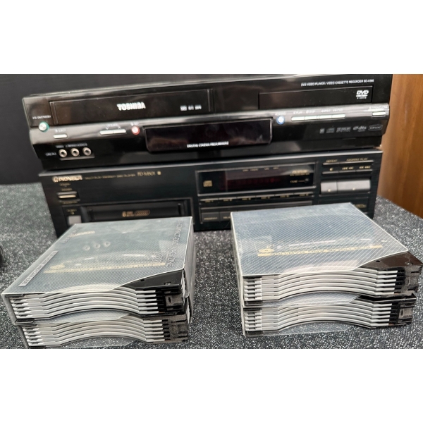 Toshiba D-VR4X DVD VCR Recorder and Pioneer PD-M501 CD Changer Bundle