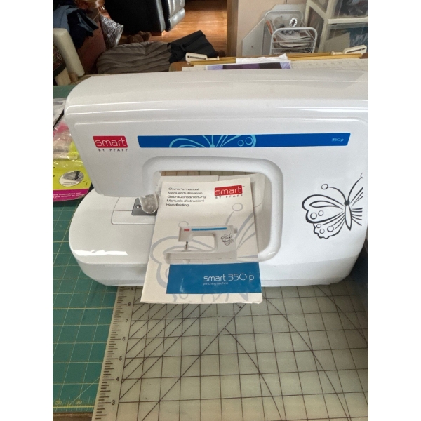 Smart By PFAFF Sewing Machines model 350 P in like new condition