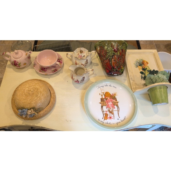 Porcelain Tea Set, Home Decor, Straw Hat