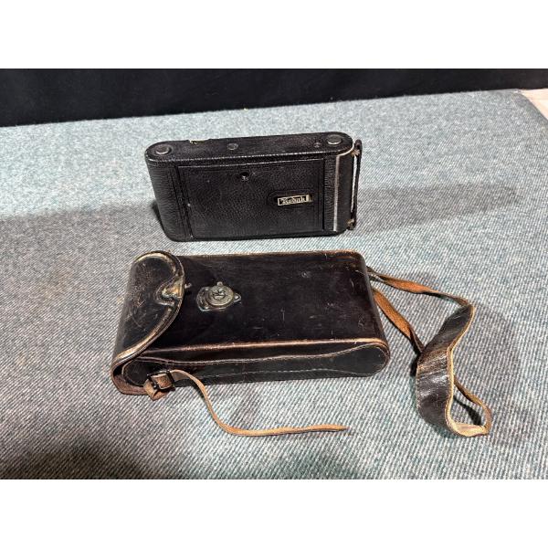 Vintage No.1A Pocket Series III Folding Autographic Camera With Case
