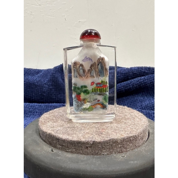 Town Snuff Bottle 3H
