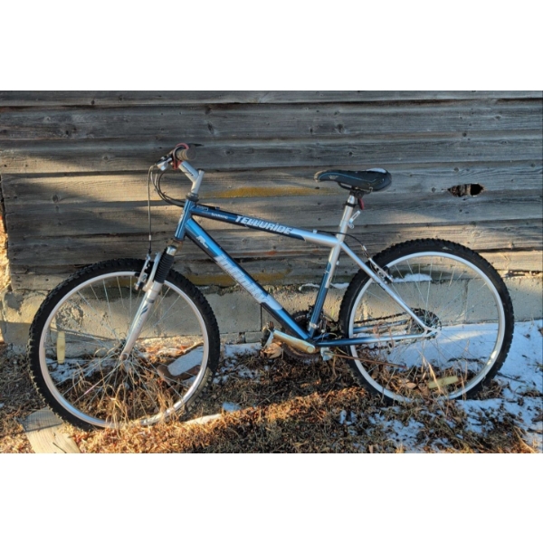 Infinity Front Suspension Mountain Bike Size M