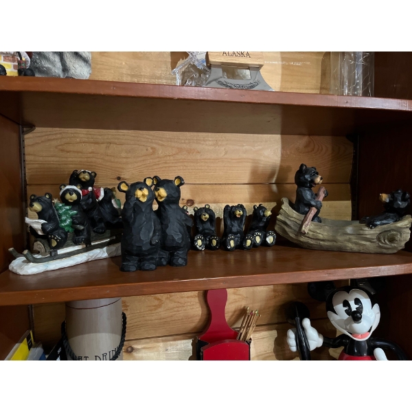  Collection of bear figurines 