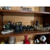 Image 1 :  Collection of bear figurines 