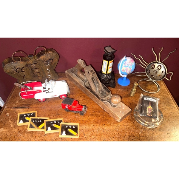 Prominent Antique Woodworker's Block Plane Mini Globe Hydraulic Jack Garden Trinkets & More