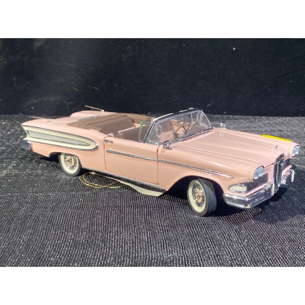 1958 Edsel Citation Convertible 1:24 Die Cast Model