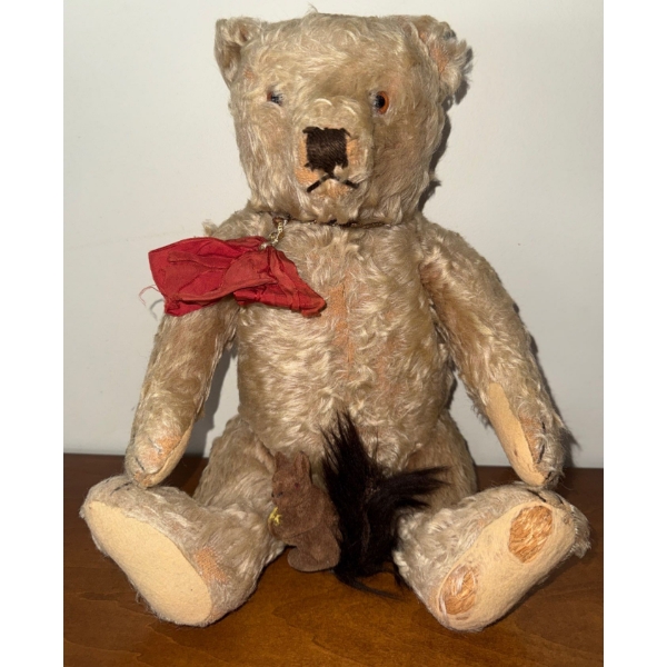 Antique Steif Jointed Growling Teddy Bear / Squirell Sidekick