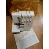 Image 1 : Bernina 800DL Surger 