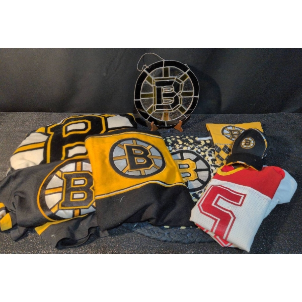 Boston Bruins Fan Collection Featuring Pastrnak Jersey, Rug, and Suncatcher