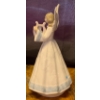Image 2 : LLADRO Porcelain 'Angel Navidad' 8T
