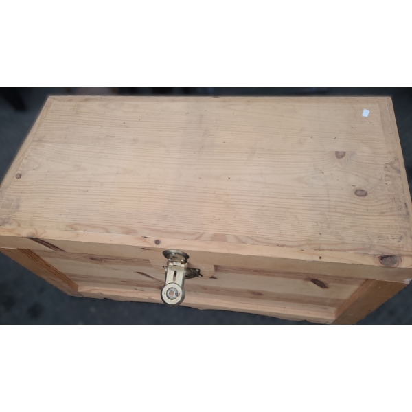 Wooden Trunk 37.5 W, 18.5 D, 19.5 T, Unfinished Wood