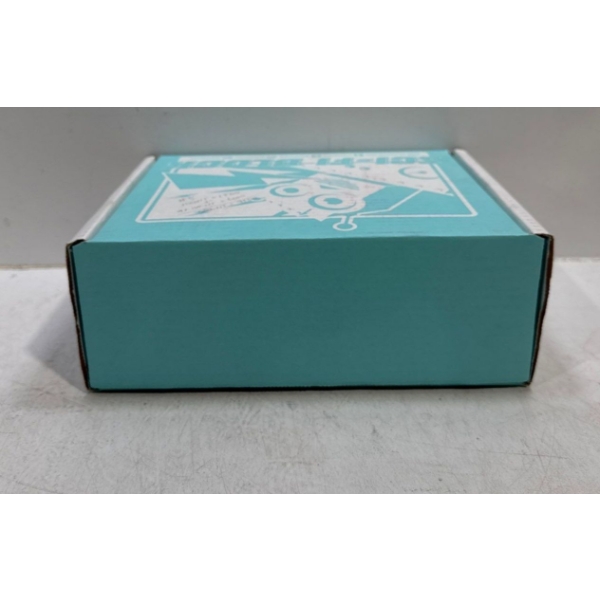 Box of Various NHL Hockey Cards, Approx 1,500 Cards