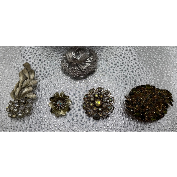 Collection Of Costume Brooches 