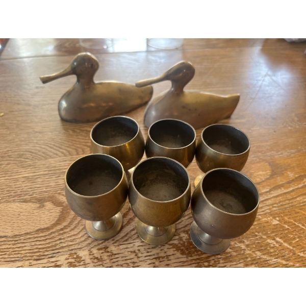 Collection Of Brass Items Including brass Ducks & 6 Small Brass Cups & Horse Key Holder 