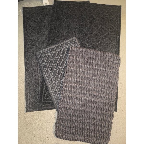4 Outdoor Woven Rugs / Matts 28x23