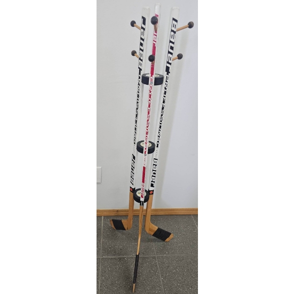 Kids Bauer-Themed Hockey Stick and Puck Coat Rack 45T