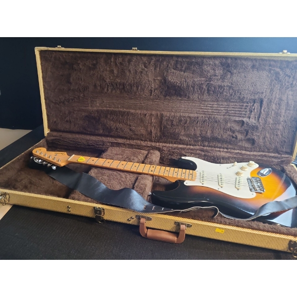 Fender Stratocaster w/ Case