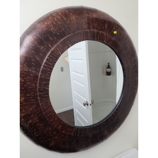 Circular wooden mirror - 37W