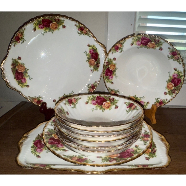 Royal Albert - 'Old Country Roses' Bowls Of Many Sizes w/ Single Serve Tea Tray