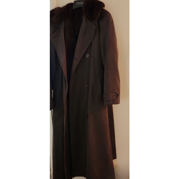 Lady Western Full Length Trench Coat w/ Removable Fur Collar/ Lining (No Size, Fits M/L)