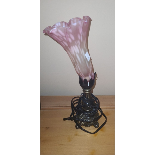 Small "Meyda Tiffany" Style Pink Flower Table Lamp w/ Glass Shade13 T