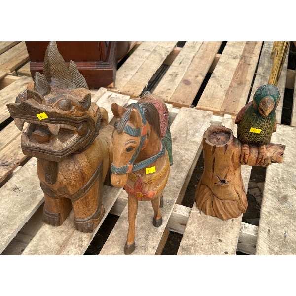 Set of Lovely Chinese Dragon Wood Carving Plus a Lovely Parrot Carving, and a Horse Carving! 