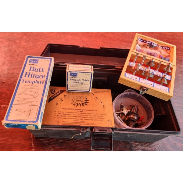 Toolbox Incl: Router Bits and Other Contents