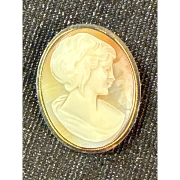 Sterling Cameo Brooch 7.1g