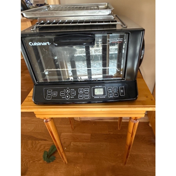 Cusinart Convection Oven Model TOB-175BC, With Table 24T 