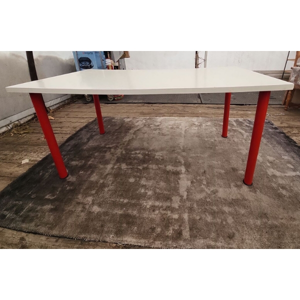 Steven and Chris 5x7 Floor Rug ,  Kitchen Table - 59"W x 31.5"D x 29"H