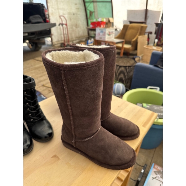 aldo size 6.5 womans heals 100$ a pair set of 3 brand new 