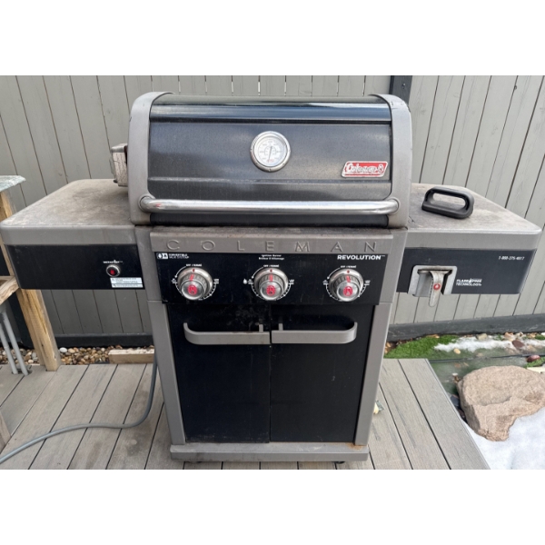 Coleman Revolution 3 Burner Convertible BBQ Grill 
