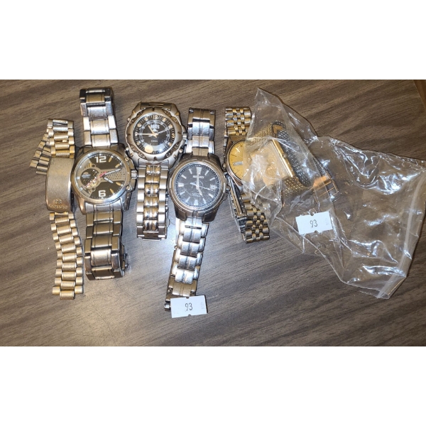 Watches: Orient, Roots, Seiko X 3, Extra Seiko Bracelet