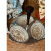 Image 4 : 2x vintage ceramic lady head vase, likely from the 1950s or 1960s, vintage Glo-Hill relish tray, spe