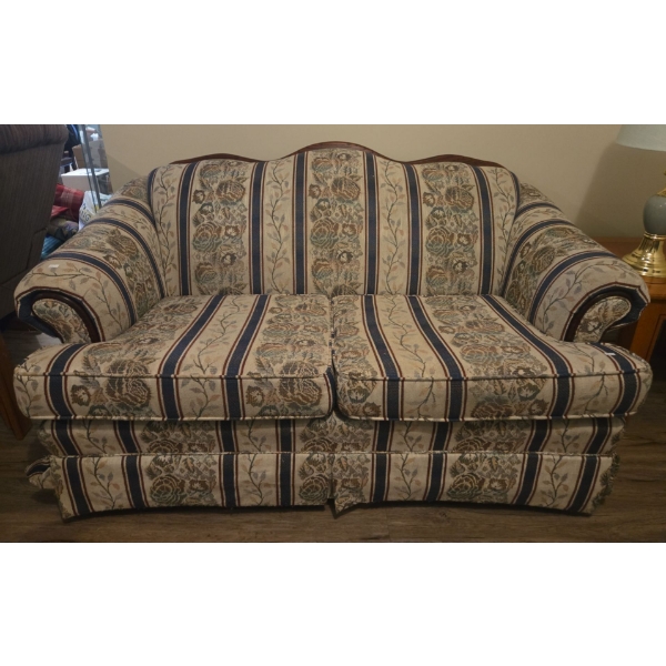 Fabric Patterned Vintage Love Seat By: Palliser, Design: Rose Garden Cobalt -  60W, 36D, 32T