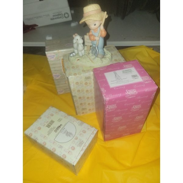 4 Unopened Precious Moments Figurines w/ 'Fork Over Those Blessings To Others' 4T