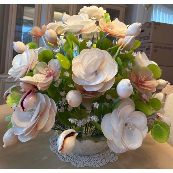 Stunning One Of A Kind Seashell Bouquet Centerpiece 26x26