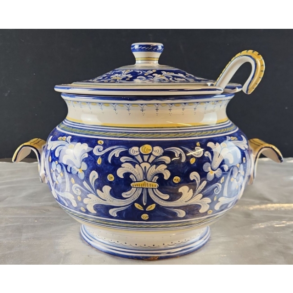Cama Deruta, Italy Handcrafted Tureen