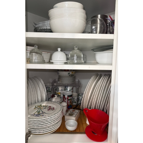 Kitchen Collection -  Handpainted Botanical Dishes Table Accessories Casserole Dishes & More