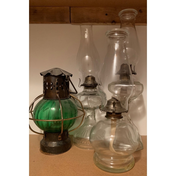 Antique Oil Lamp Collection 18T