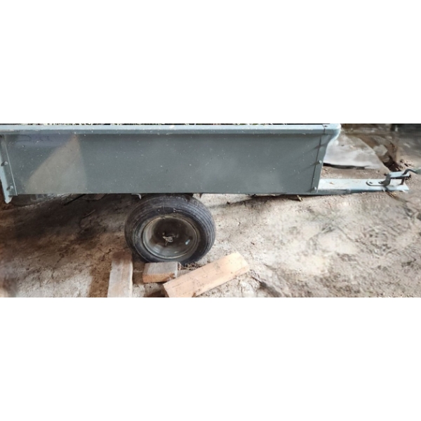 Trailer w/ Metal Box 33 W 49 D, 12 T (Dimensions of Box) 